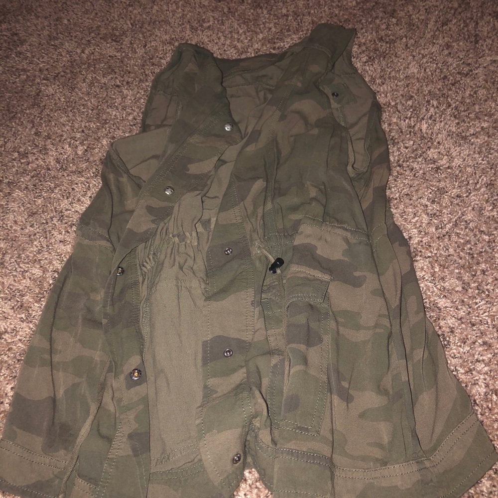 Maurices camo vest